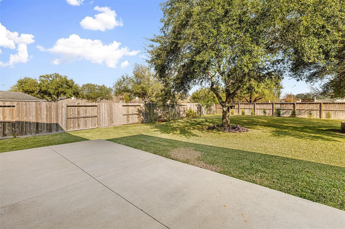Photo of 6703 Walnut Square