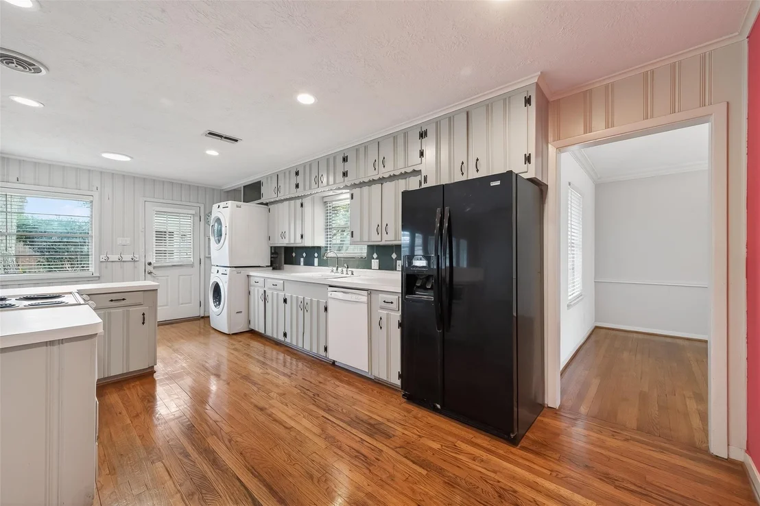 Photo of 4807 Creekbend Drive