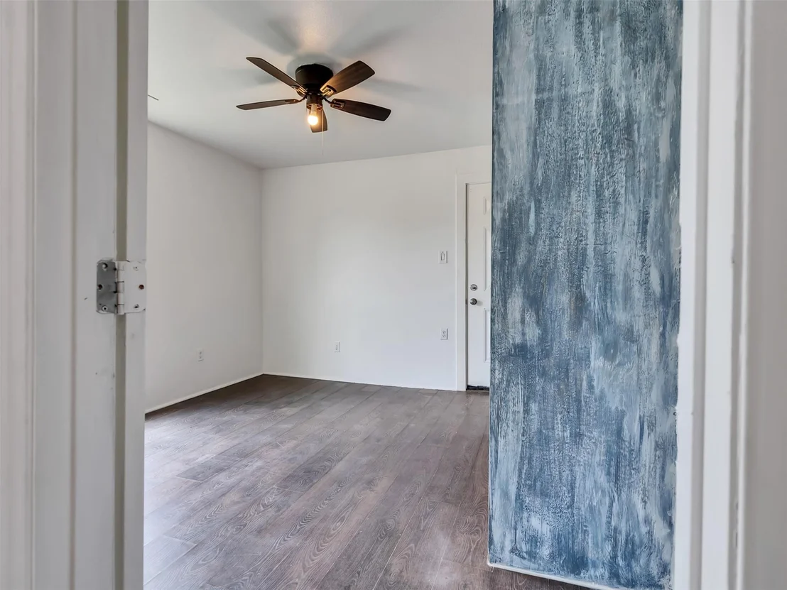 Photo of 5603 N Wayside Drive
