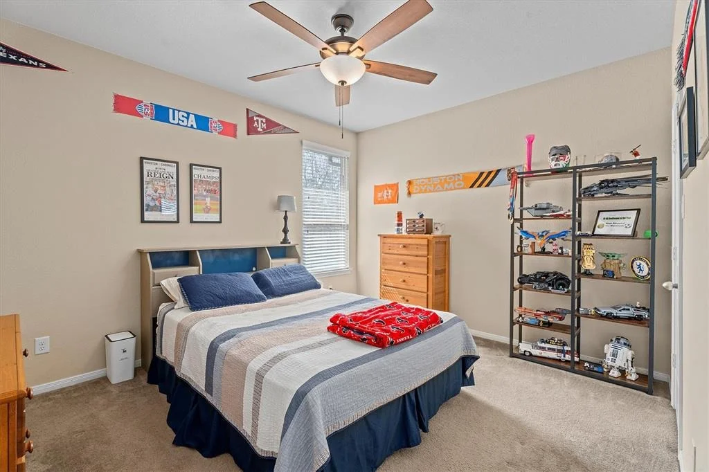 Photo of 2463 Garden Falls Drive