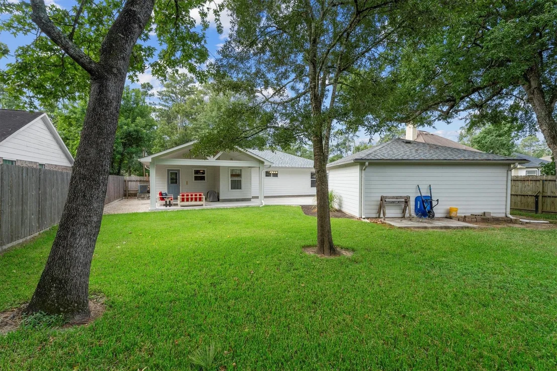 Photo of 1512 Glen Oaks Drive