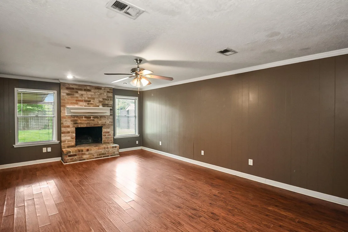 Photo of 23538 Canyon Lake Drive