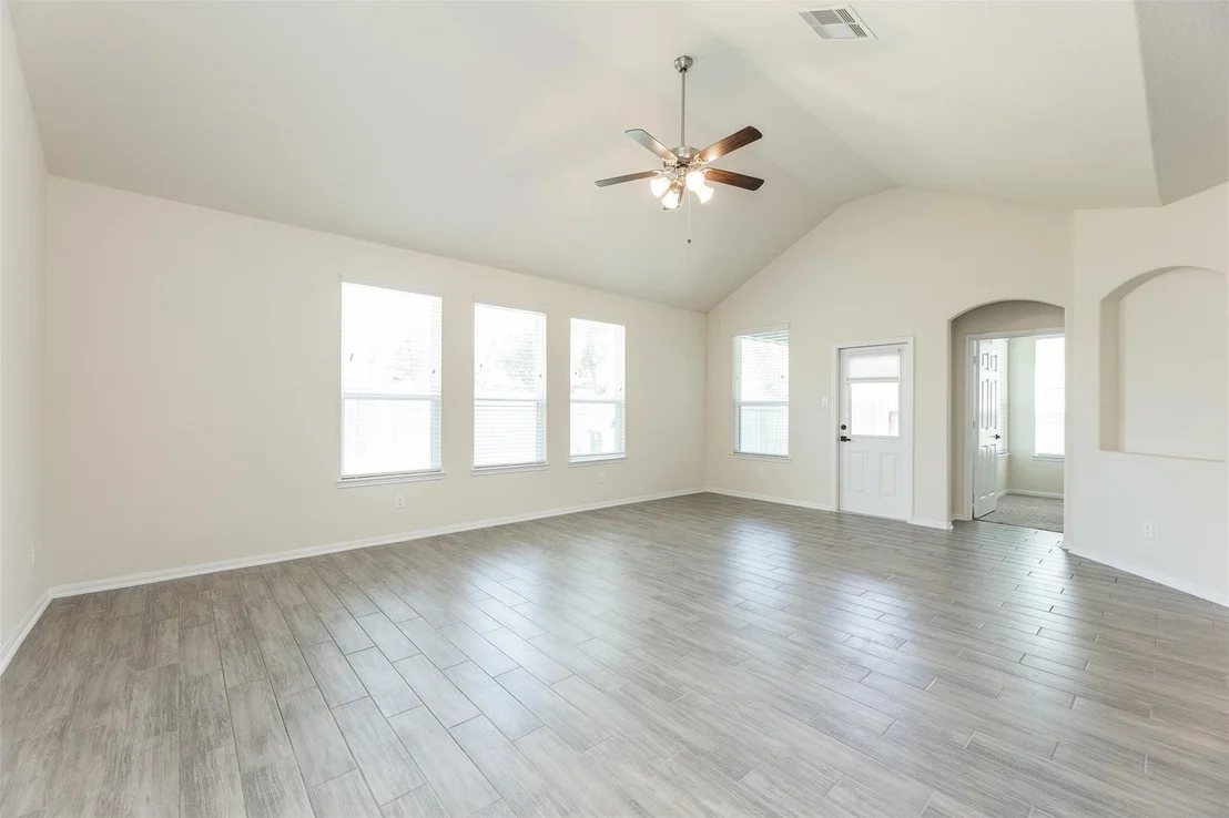 Photo of 2293 Garden Square Path