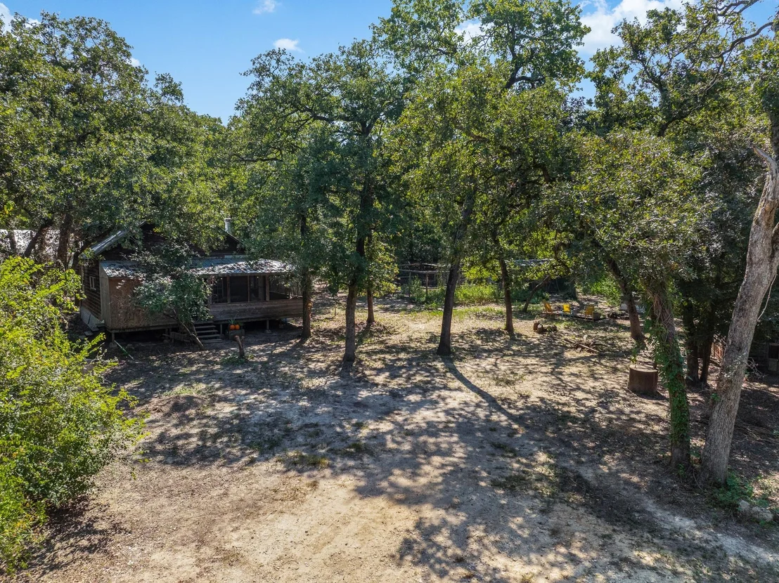 Photo of 1301 Private Road 3591