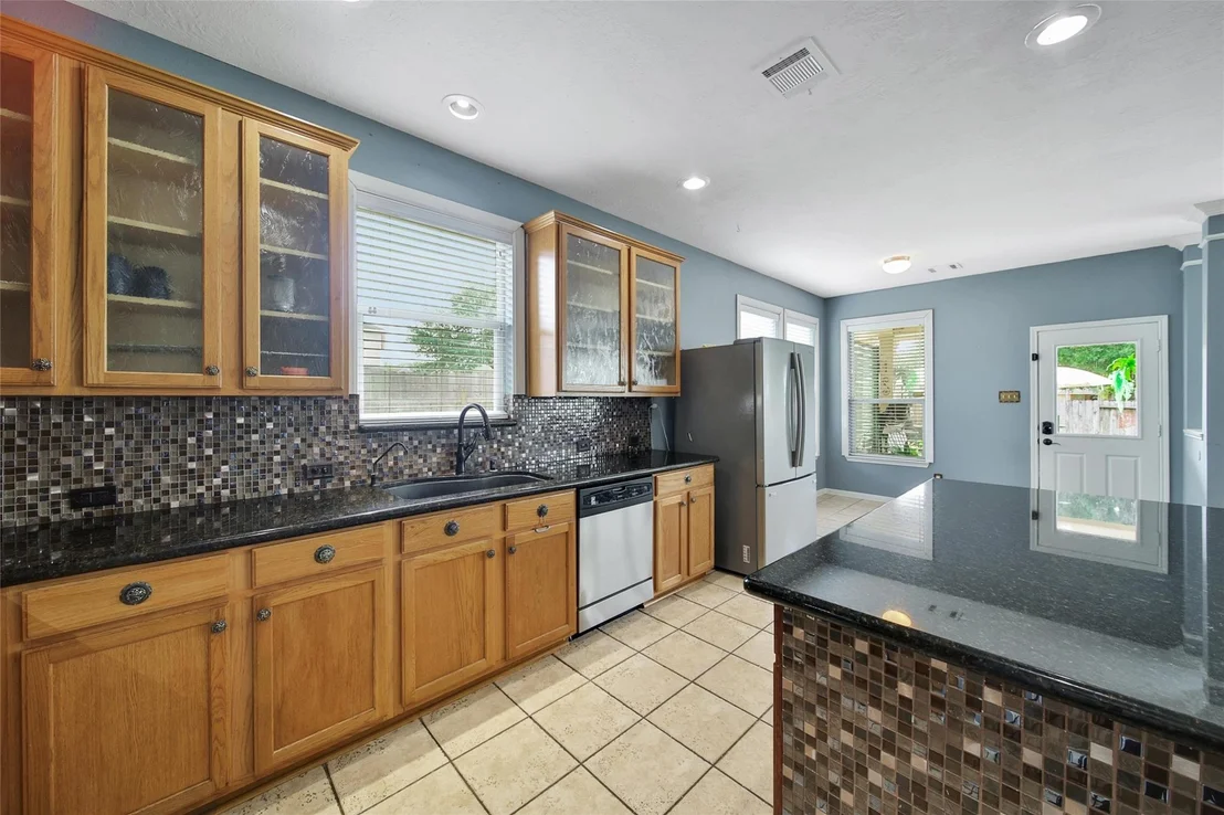 Photo of 18827 Squirrel Oaks Drive