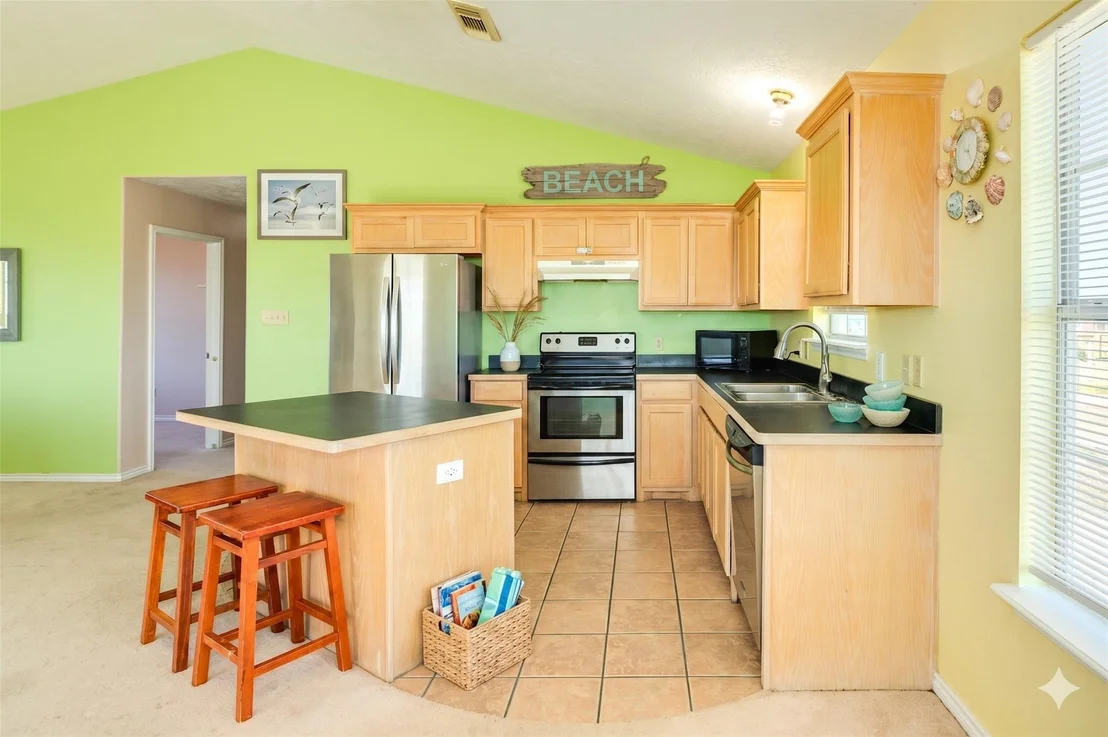 Photo of 118 Lindrose Street