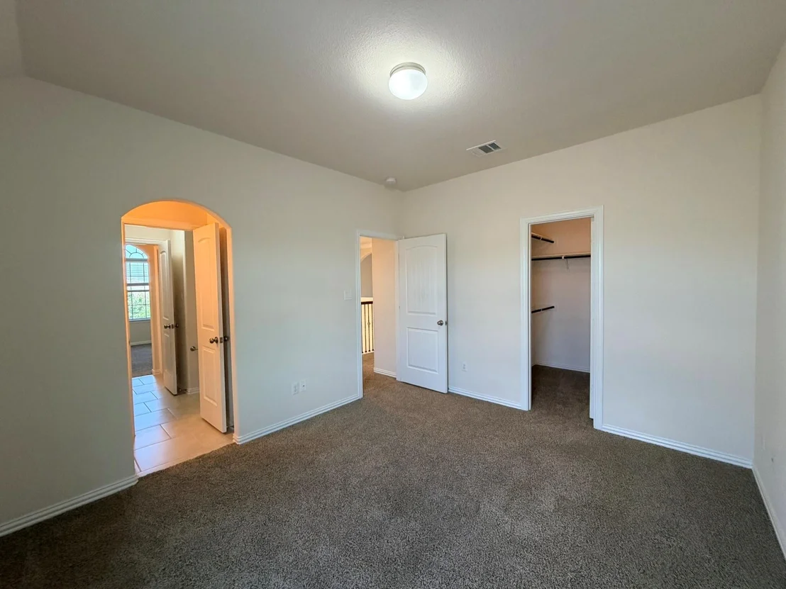 Photo of 920 Arvada Drive