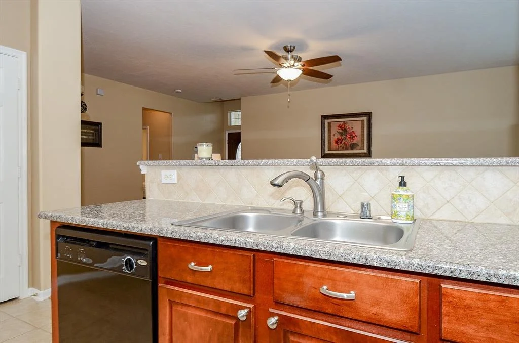 Photo of 7527 Oakleigh Drive