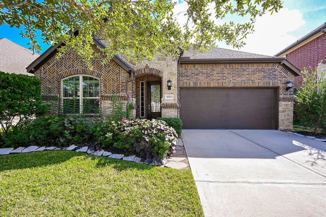 Photo of 10523 Paula Bluff Lane