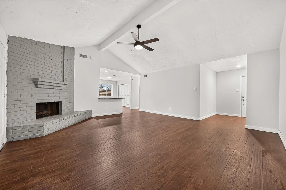 Photo of 9523 Riverside Lodge Drive