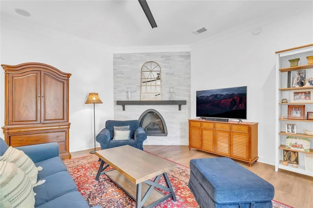 Photo of 70 Mill Point Place
