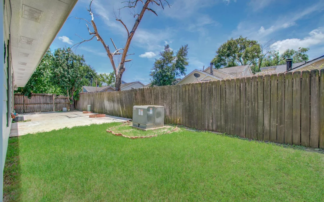 Photo of 18523 Dennington Drive