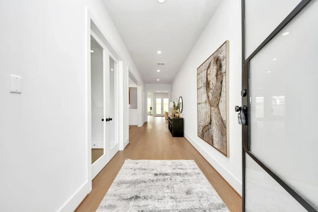Photo of 1721 Chantilly Lane