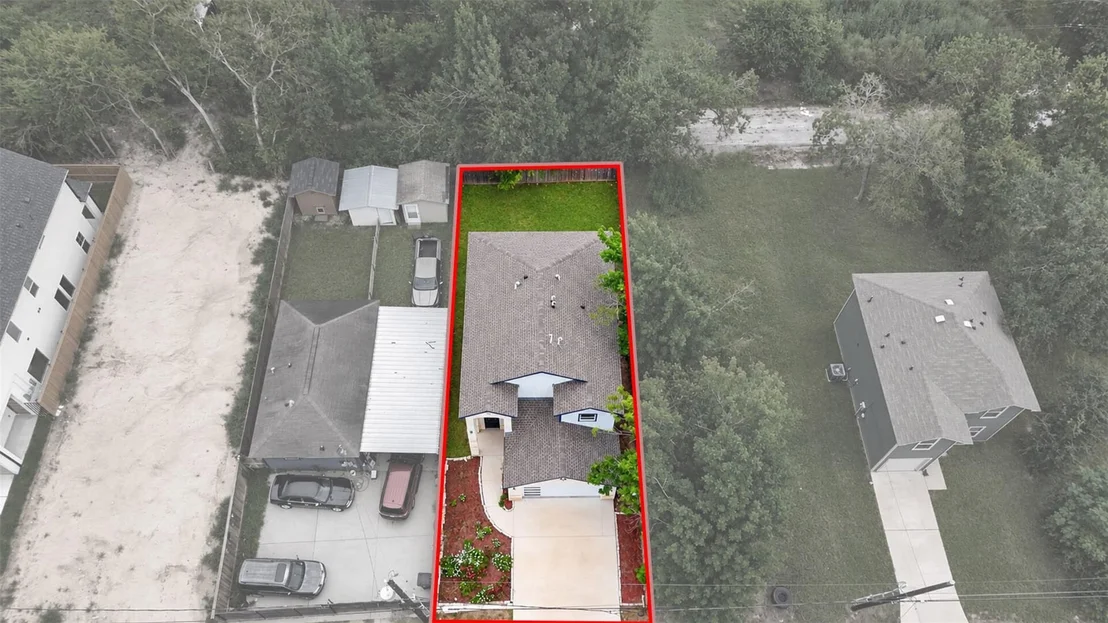 Photo of 7831 Sandy Street