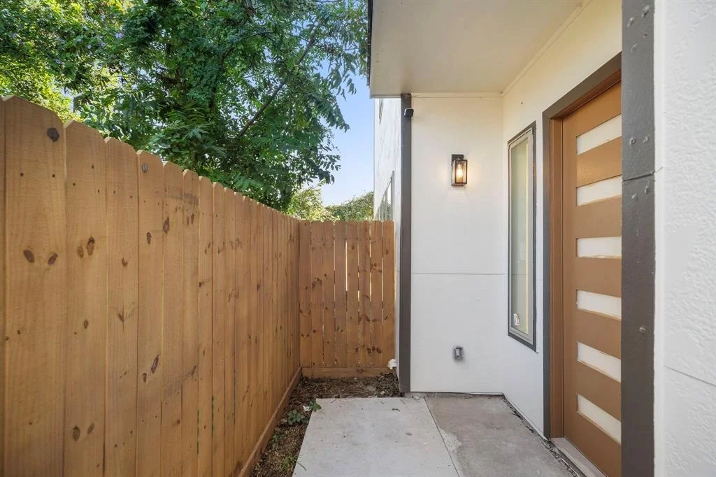 Photo of 5520 Terry Street