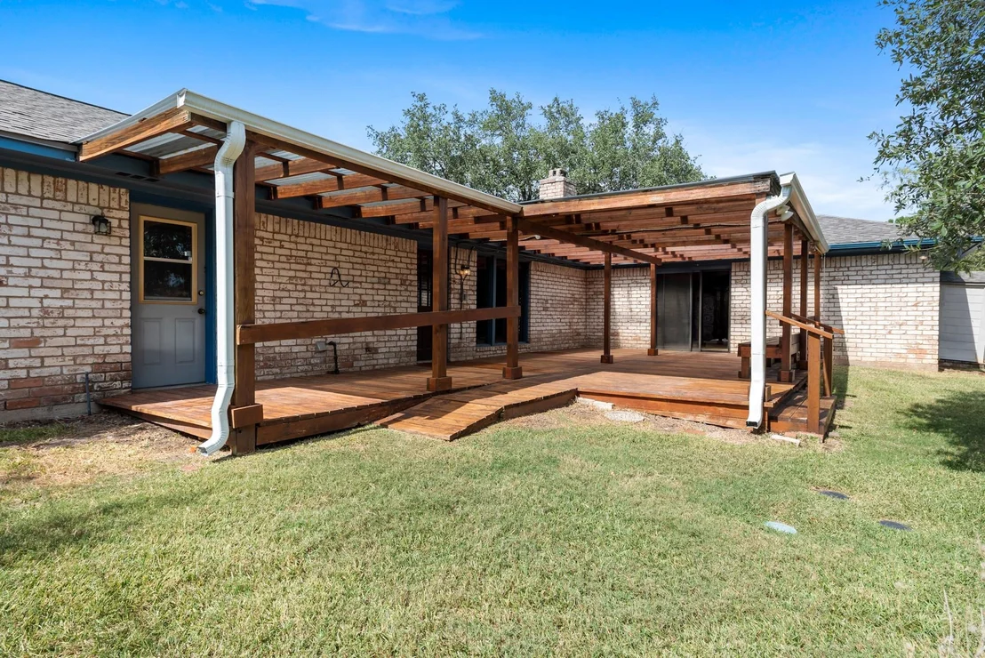 Photo of 3509 Oak Hill Drive
