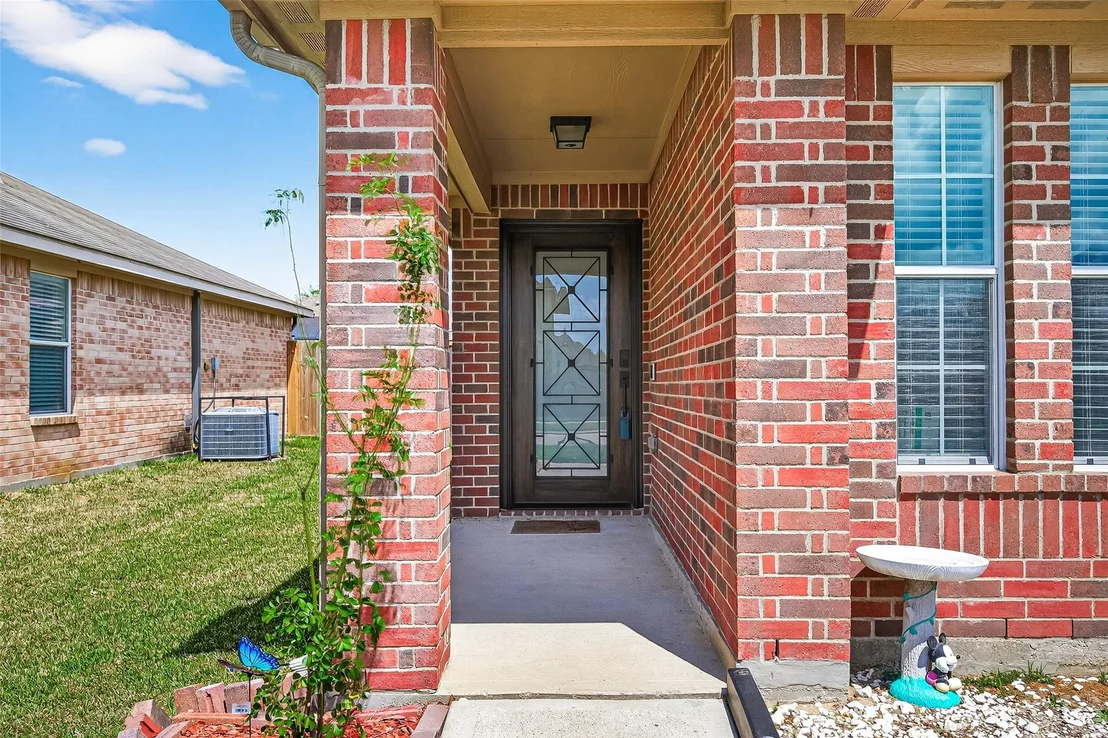 Photo of 22334 Guston Hall Lane
