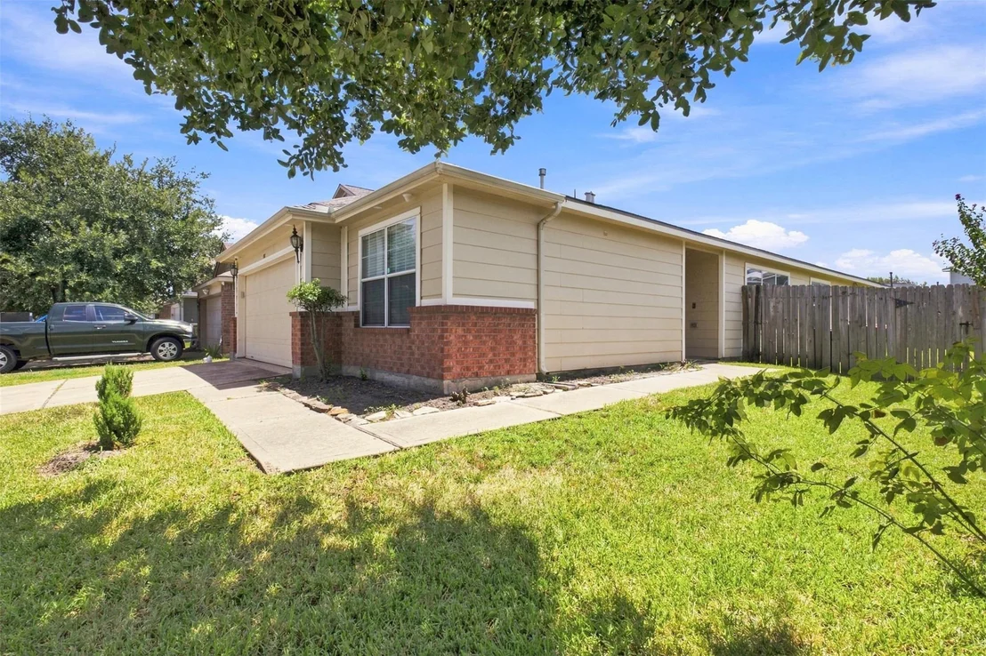 Photo of 718 Sun Lodge Drive