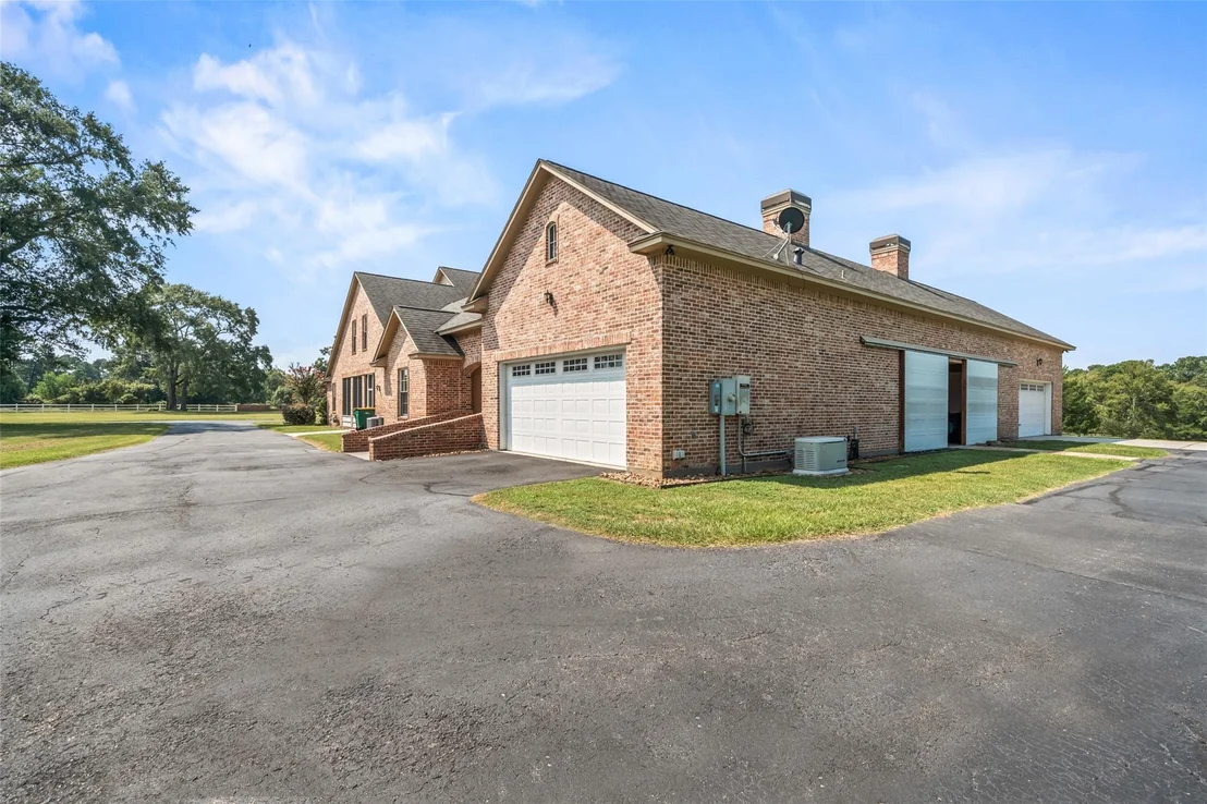 Photo of 11638 Calfee Road