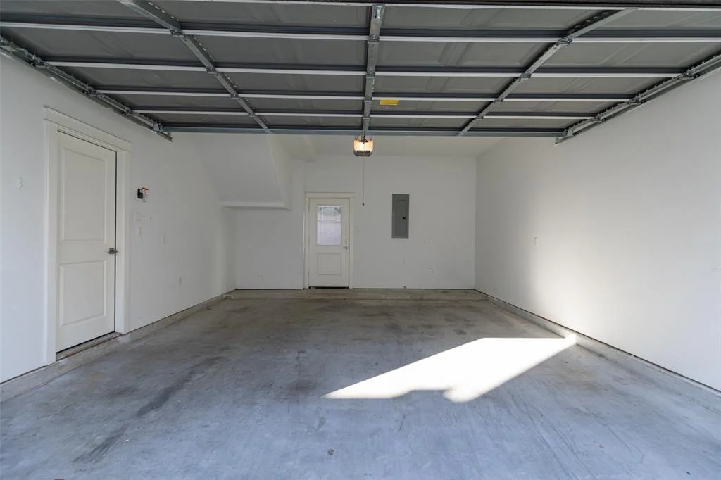 Photo of 615 Link Road
