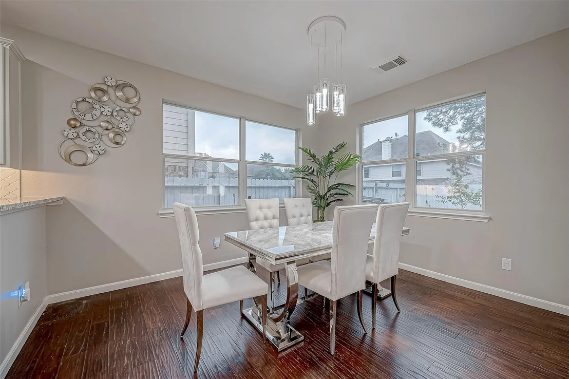 Photo of 22922 Montclair Park Lane