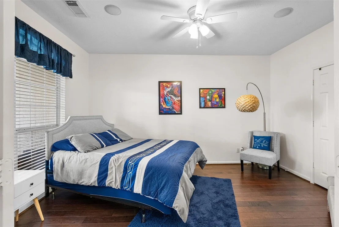 Photo of 1012 Walnut Pointe