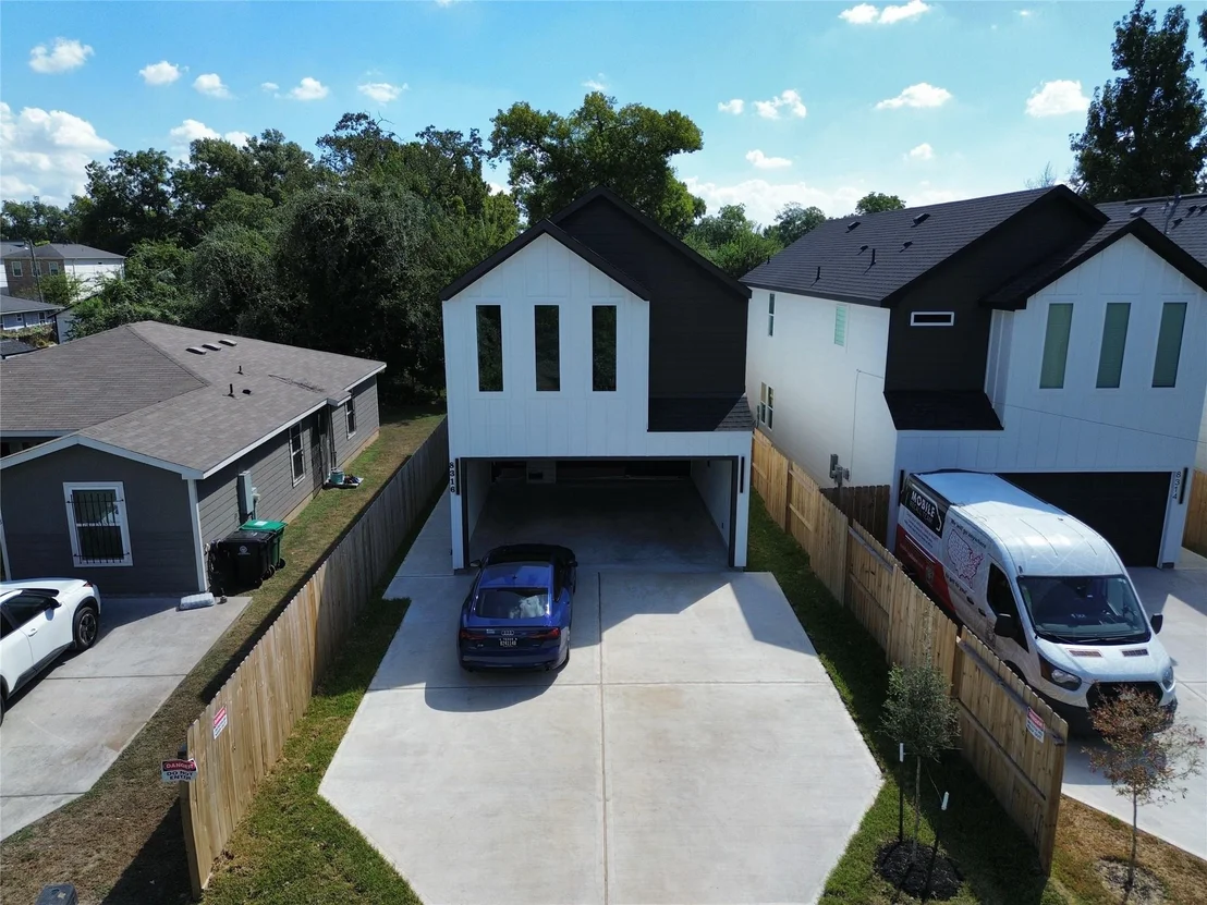Photo of 8316 Prairie View Drive