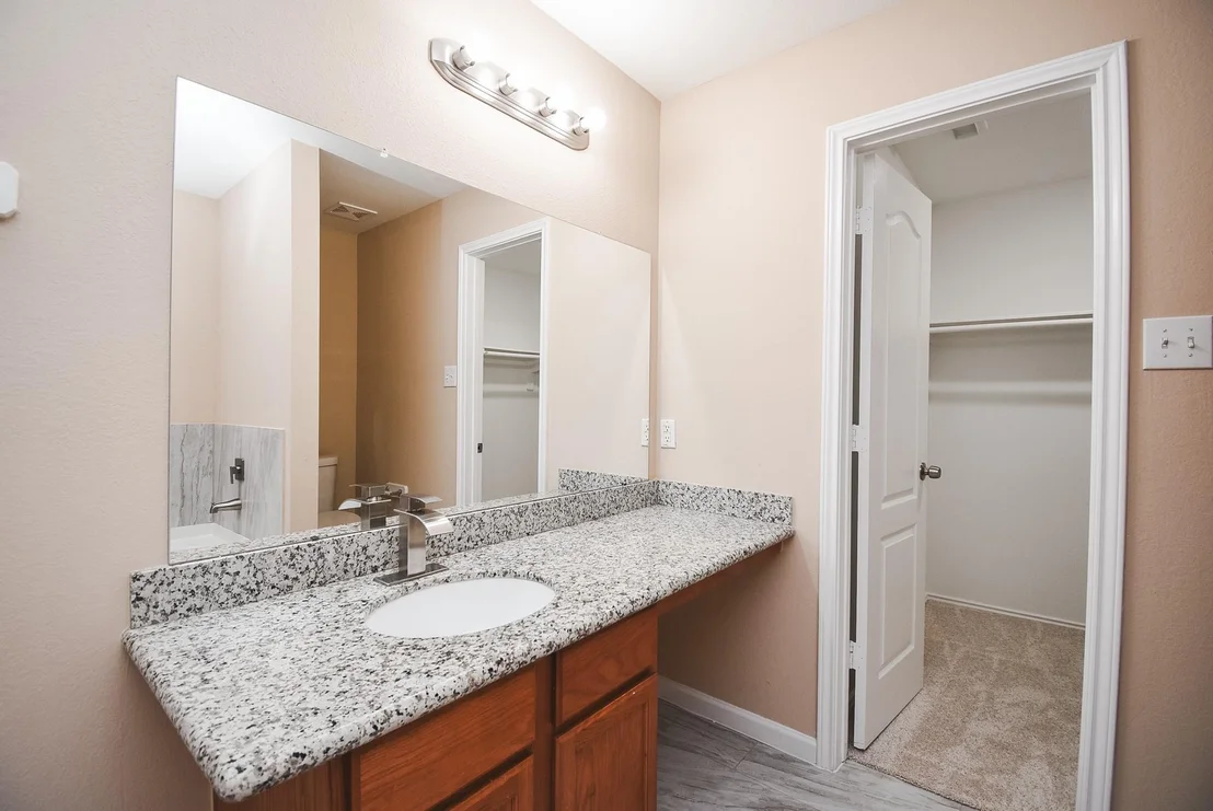 Photo of 20815 Baronsledge Lane