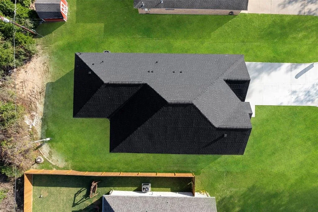 Photo of 2019 Surry Oaks Drive
