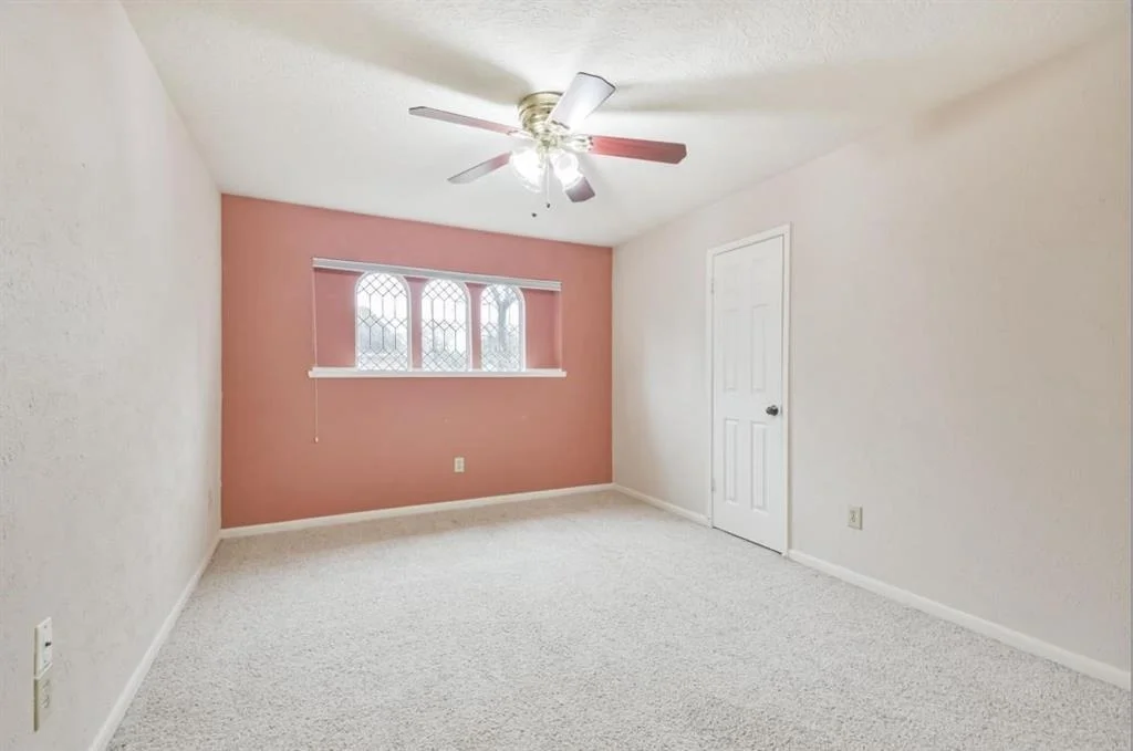 Photo of 17718 Surreywest Lane