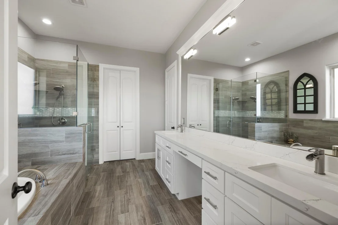 Photo of 116 Waterstone Drive