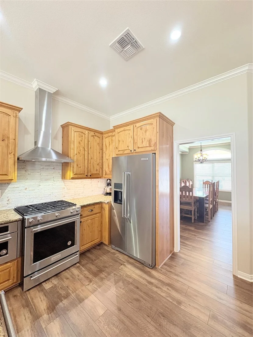 Photo of 949 Abrameit Road