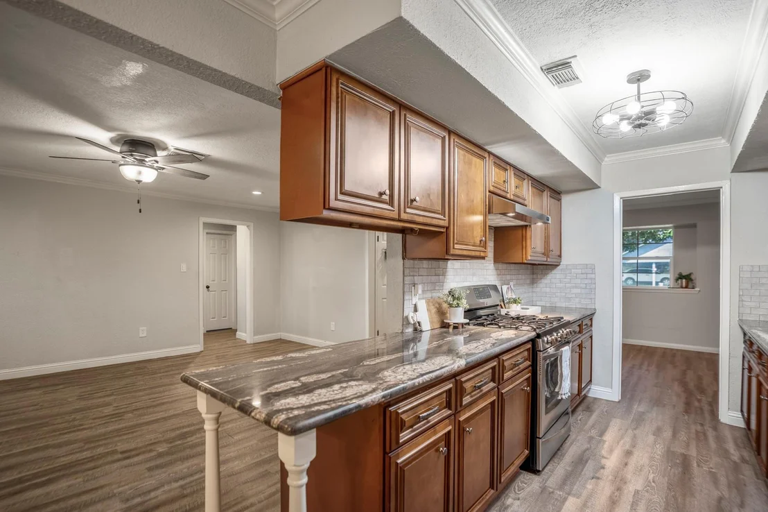 Photo of 2411 Orange Street
