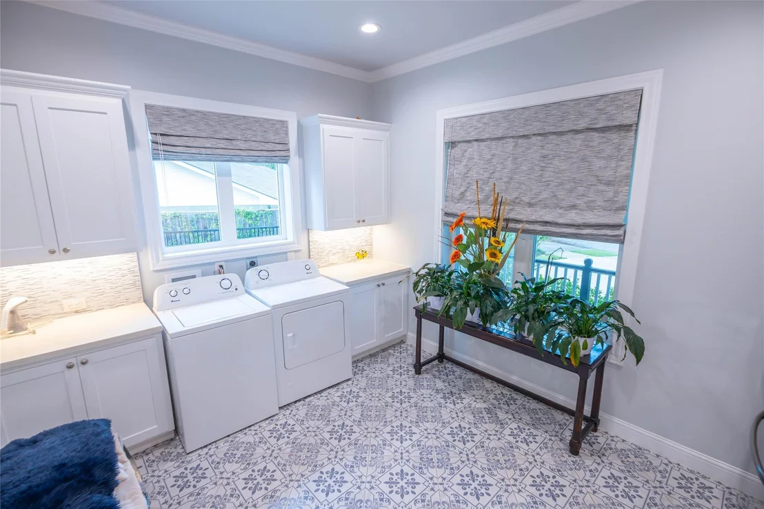 Photo of 10614 Moonlight Drive