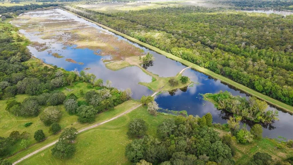 Photo of 18206 River Oaks Road