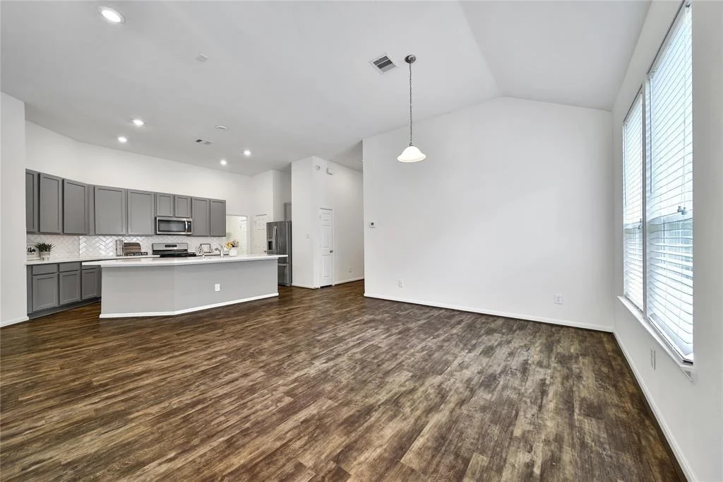 Photo of 2031 Parnevik Place