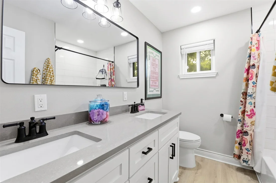 Photo of 508 Bobcat Lane Lane