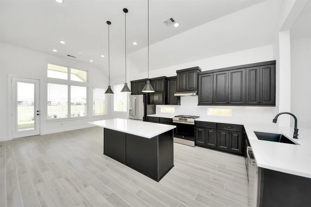Photo of 4727 Vaughan Way