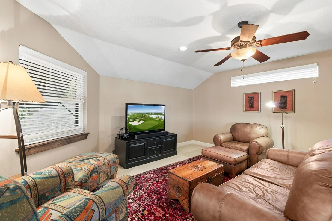 Photo of 130 Lakeside Drive