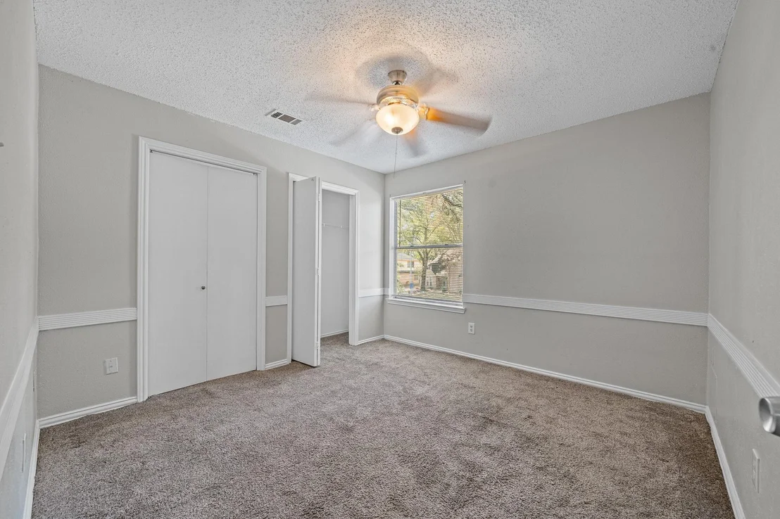 Photo of 11123 Gatesden Drive