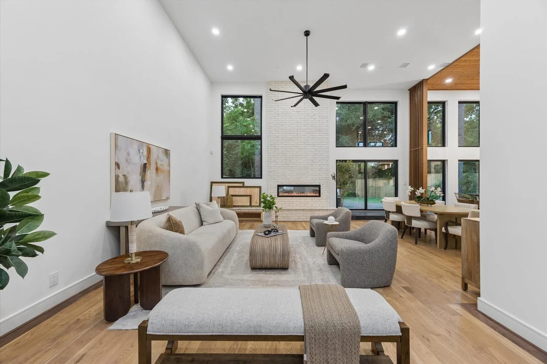 Photo of 16 Pine Creek Lane