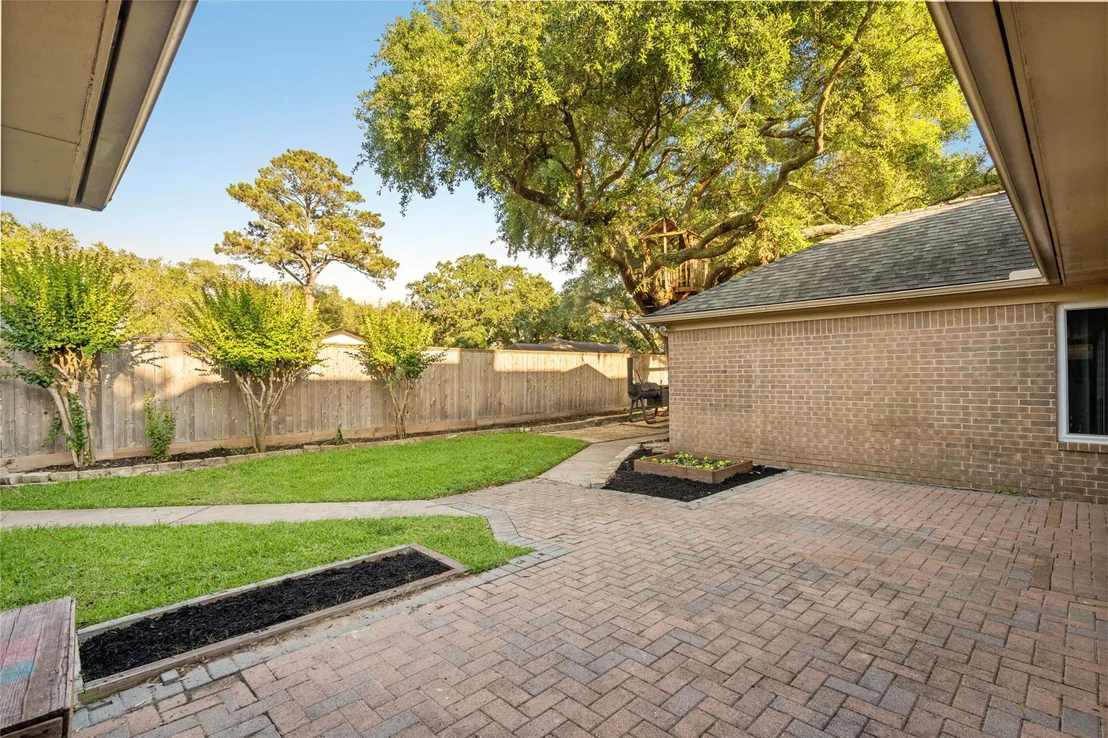 Photo of 6707 Cedar Street