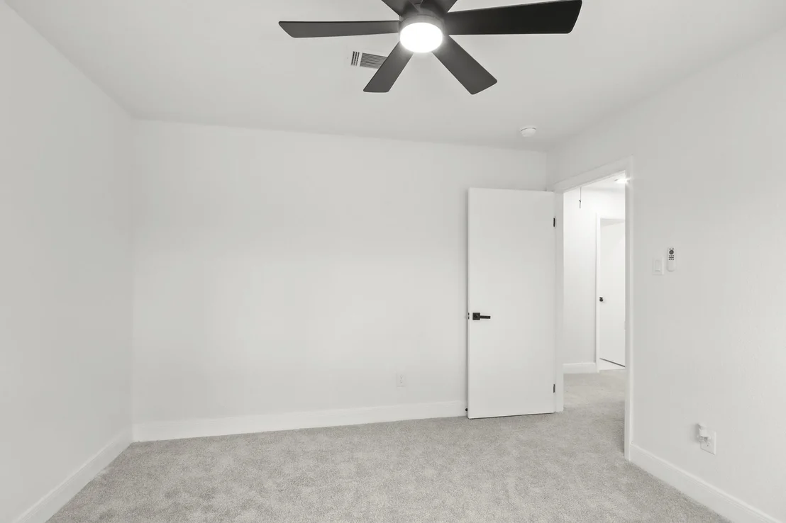 Photo of 19431 Enchanted Oaks Drive