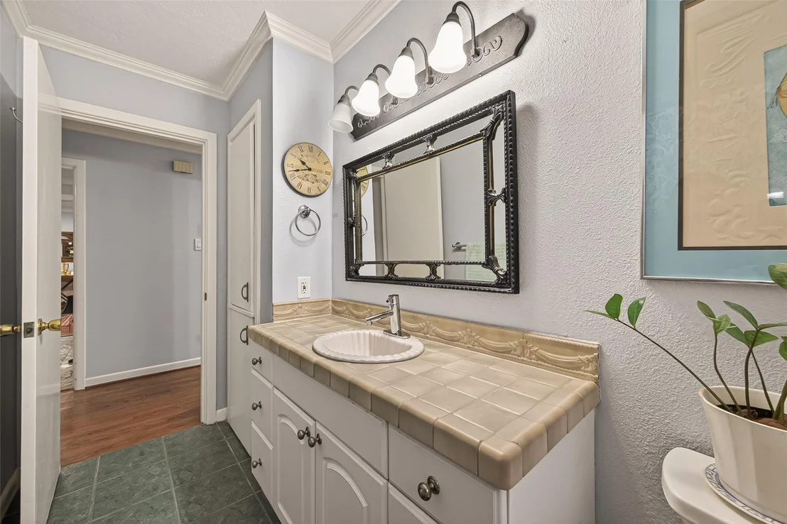 Photo of 5326 Redstart Street