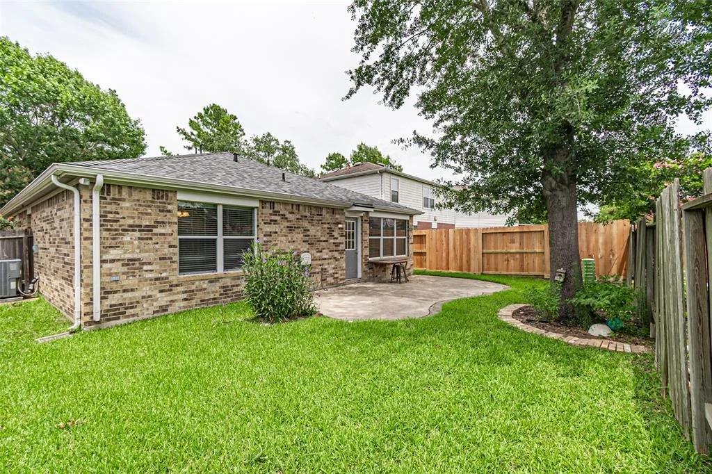 Photo of 17119 Shadow Ledge Drive