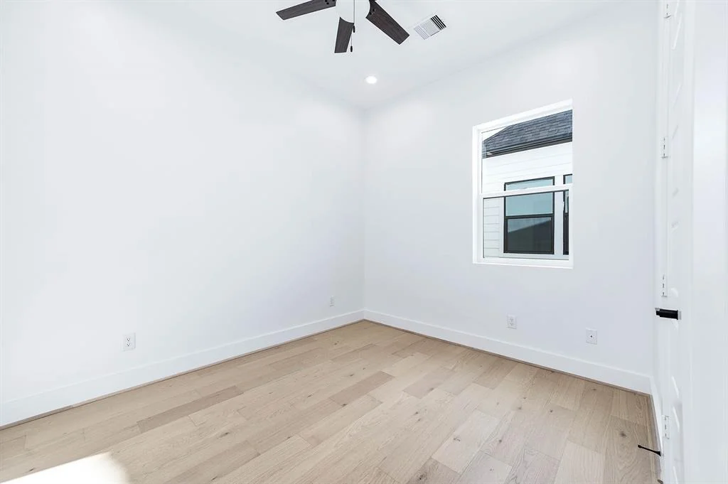 Photo of 3807 Coyle Street