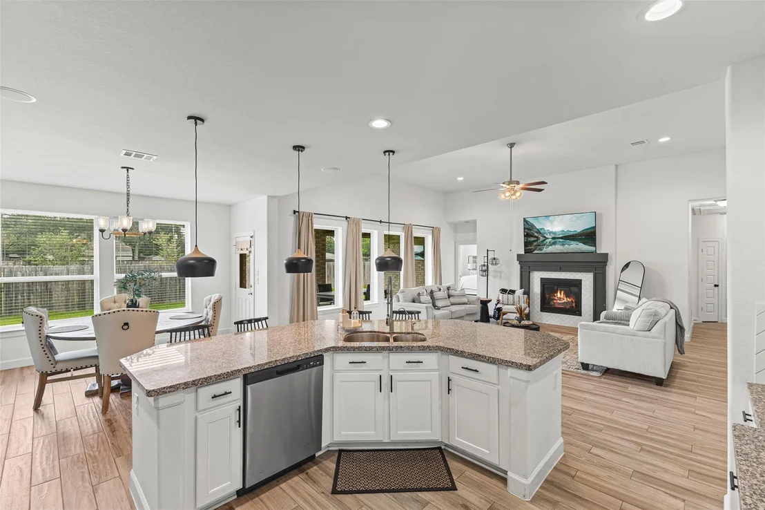 Photo of 7823 Leighton Trail