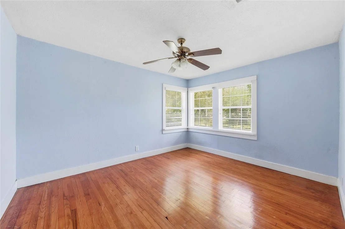 Photo of 1215 Winston Drive