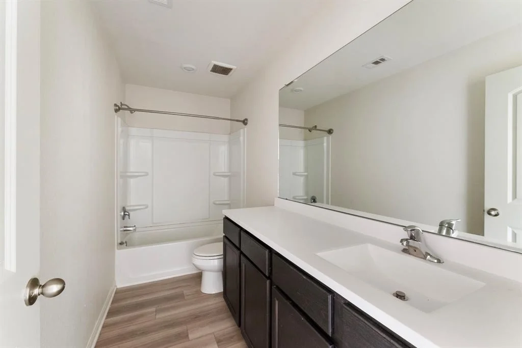 Photo of 23100 Shakespeare Drive