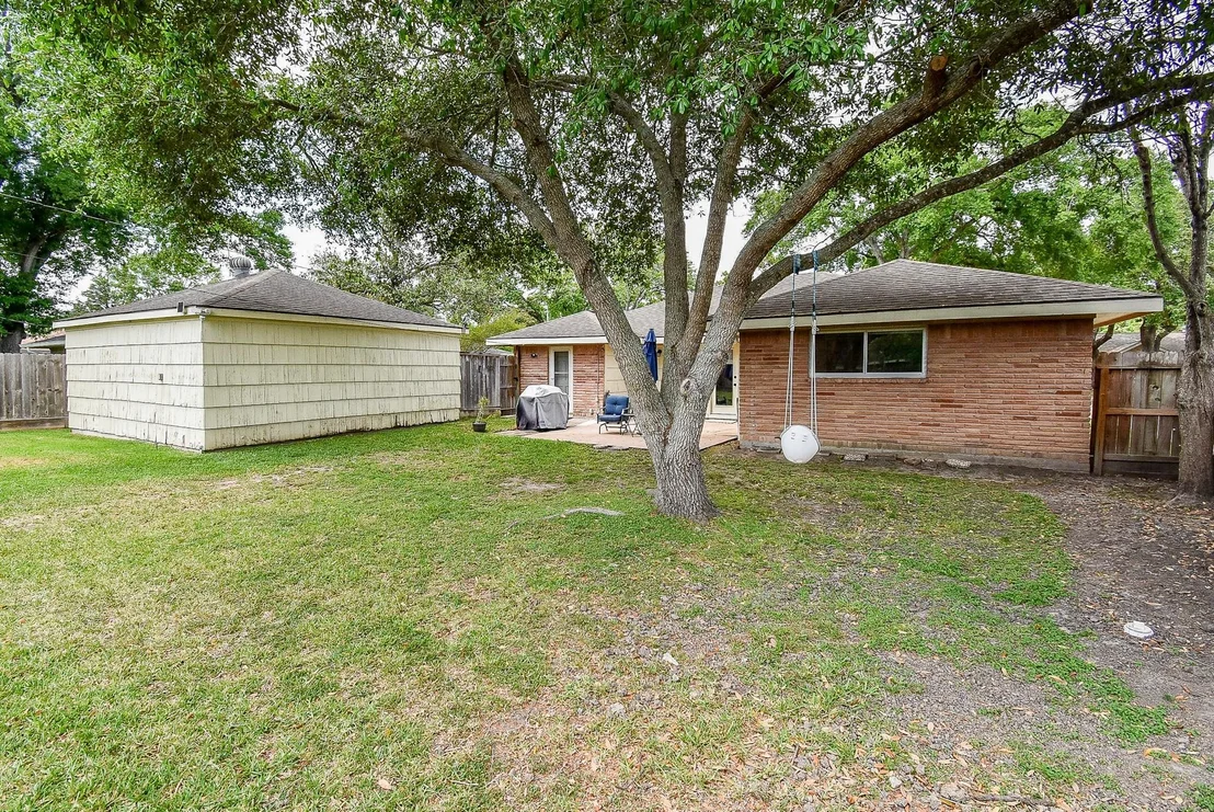 Photo of 5727 Arboles Drive
